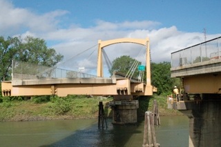 Photo of the Meridian drawbridge on State Route 20.