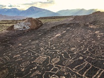 Petroglyphs near Bishop, unadvertised and with luck undisturbed from here on out (Photo by Michael Lingberg)