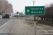 Before it passes through Gustine, State Route 140 joins forces for a short stretch with the north-south Highway 33.