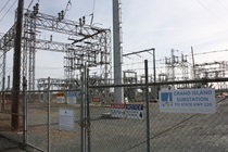 A power station resides on the south side of Highway 220 shortly before the road reaches Steamboat Slough.