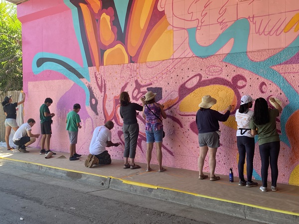 Public Paint Day for a mural at the 21st Avenue undercrossing of Highway 99 (SR-99 South Sacramento Clean CA Project)