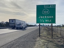 The most-direct route from Sacramento to Yosemite begins on State Route 99, which here crosses another Caltrans-overseen roadway.