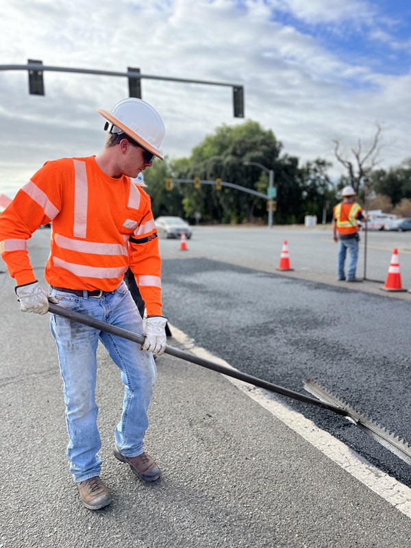 District 3's Chico Maintenance crew performs pavement grinding and asphalt work on State Route 99 on Sept. 16. (Shown is Alex Waybright)