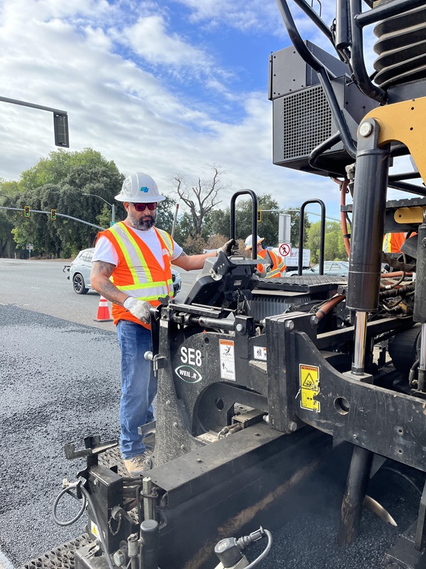 District 3's Chico Maintenance crew performs pavement grinding and asphalt work on State Route 99 on Sept. 16. (Shown is Juvenal Sandoval)