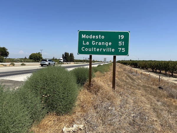 The majority of the highway's 75 miles are logged within the Central Valley; motorists must wait for the visual payoff of foothills.