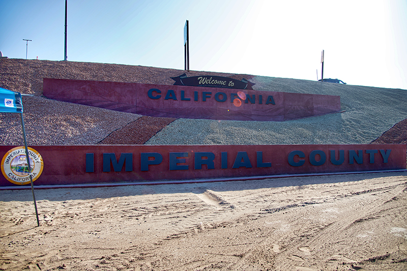Welcome to California/Imperial County Monument. For more information, call (619) 688-6670 or email CT.Public.Information.D11@dot.ca.gov