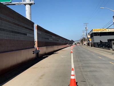 Completed section of sound wall on Bayshore Boulevard from Dore Avenue to East Poplar Avenue in the City of San Mateo