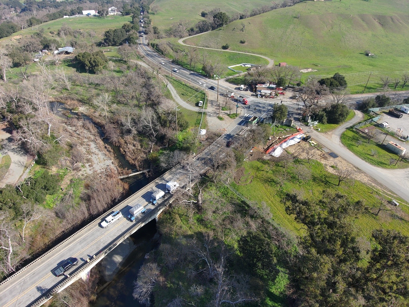 Aerial view of Arroyo de la Laguna Bridge on State Route 84 in Alameda County near the intersection with Pleasanton-Sunol Road.