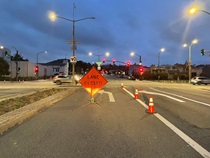 Lane closed sign on 19th Avenue (State Route 1) as Caltrans is resurfacing the existing asphalt pavement on Northbound 19th Avenue from Sloat Boulevard to Lincoln Way as work continues on the 19th Avenue Paving and Rehabilitation project.