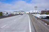 Cars traveling on US 101 Central and Bayshore freeway where the Central Freeway Viaduct Rehabilitation work will take place.