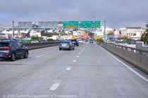 Cars traveling on US 101 Central and Bayshore freeway where the Central Freeway Viaduct Rehabilitation work will take place.