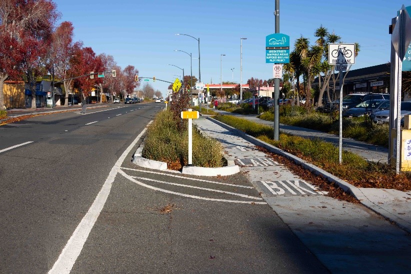Photo of San Pablo Ave (SR-123) Carlson Blvd to I-80 (El Cerrito & Richmond).