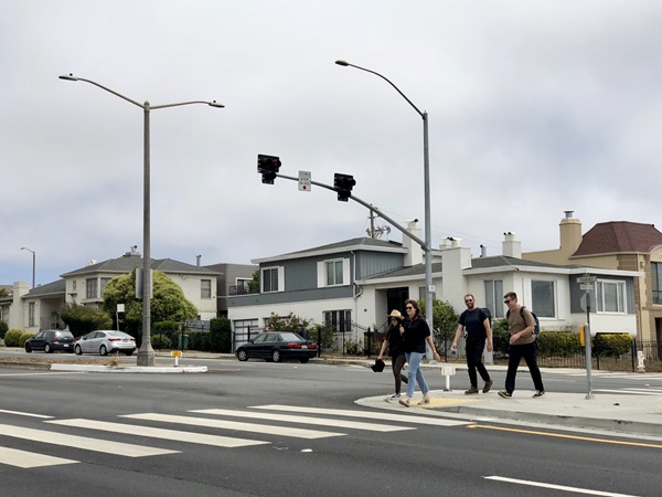 Pedestrian Hybrid Beacon on Sloat Boulevard in San Francisco 