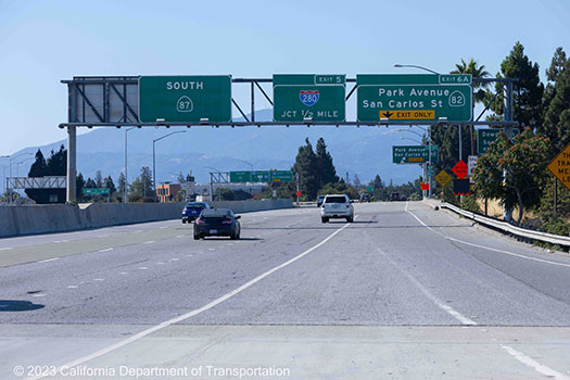 Photograph of State Route 87 at Exit 6 to State Route 82 in Santa Clara County, California.