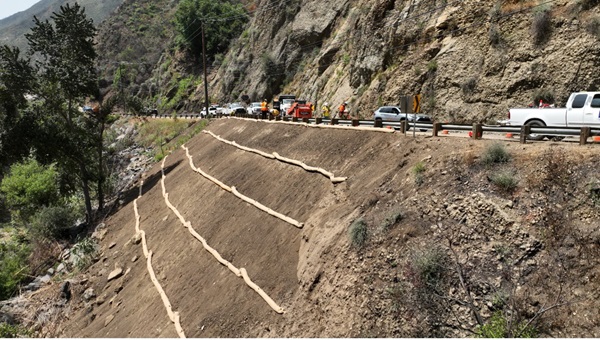 Photograph of State Route 27/Topanga Canyon Boulevard road repair