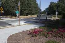 Raised crosswalk at US 101 offramp - Windsor, CA