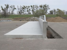 Type 732SW Bridge Rail (Modified Version Of The Type 26 Bridge Rail ...